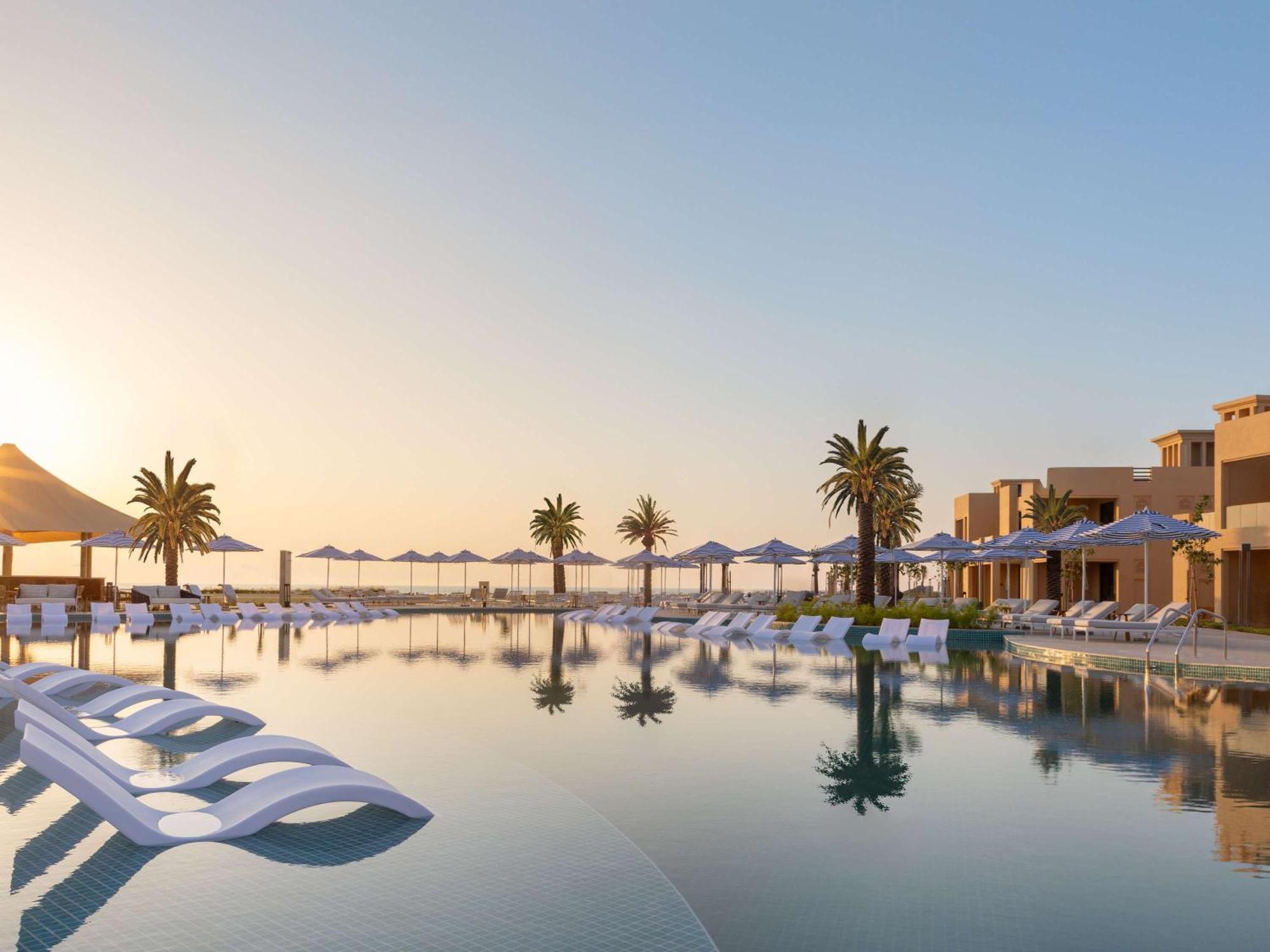 Sofitel Al Hamra Beach Resort Рас-эль-Хайма Экстерьер фото